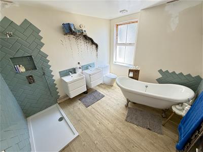 Picture 11